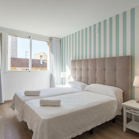 Ferienwohnung Urbe10 Atarazanas Premium Loft 4 Málaga Exterior foto